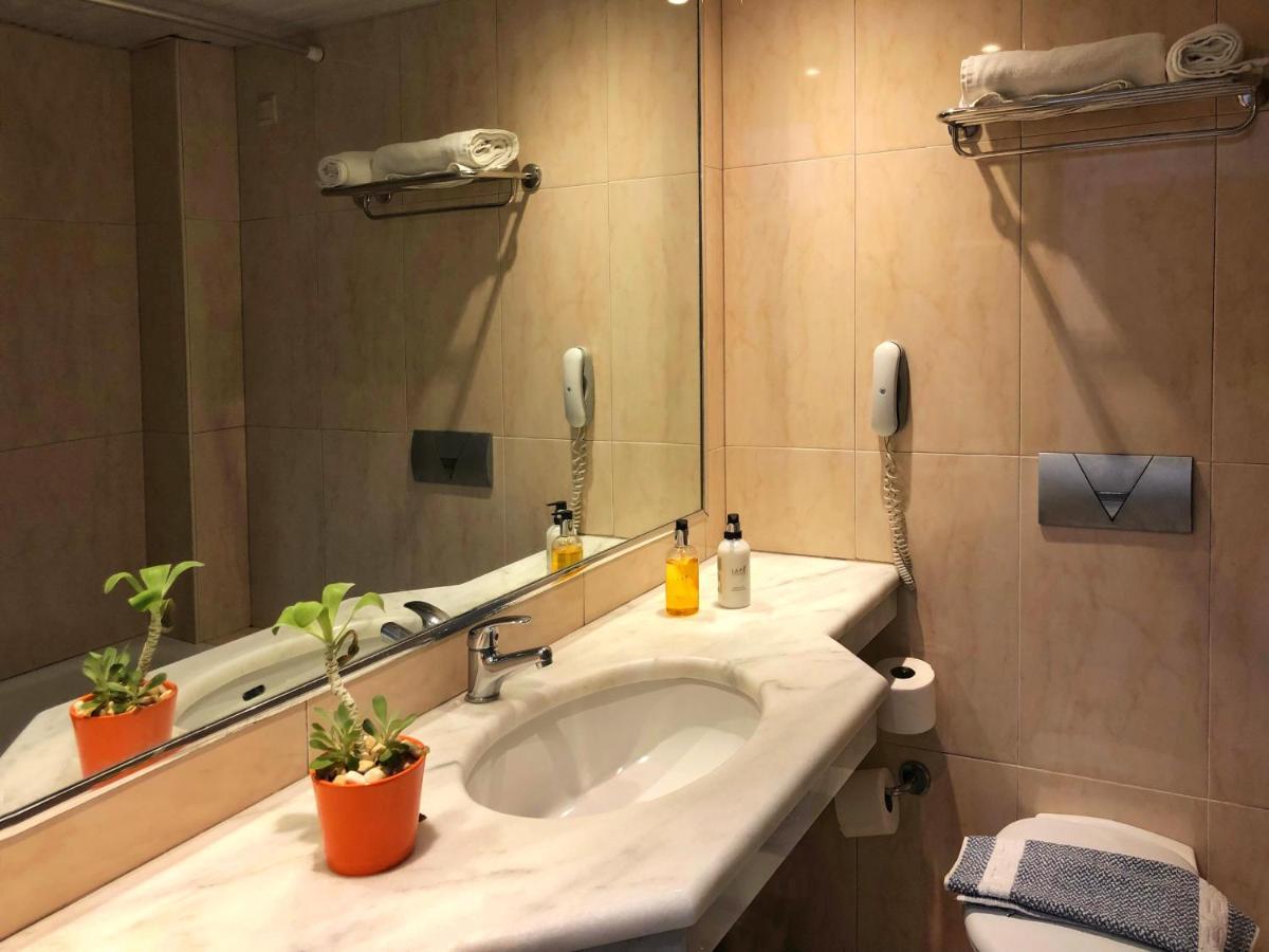 Caravel Hotel Apartments Ixia  Exterior foto