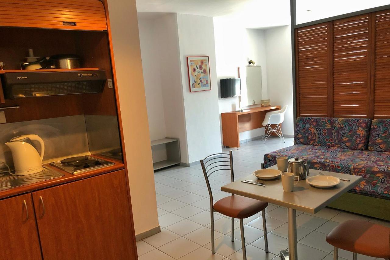 Caravel Hotel Apartments Ixia  Exterior foto