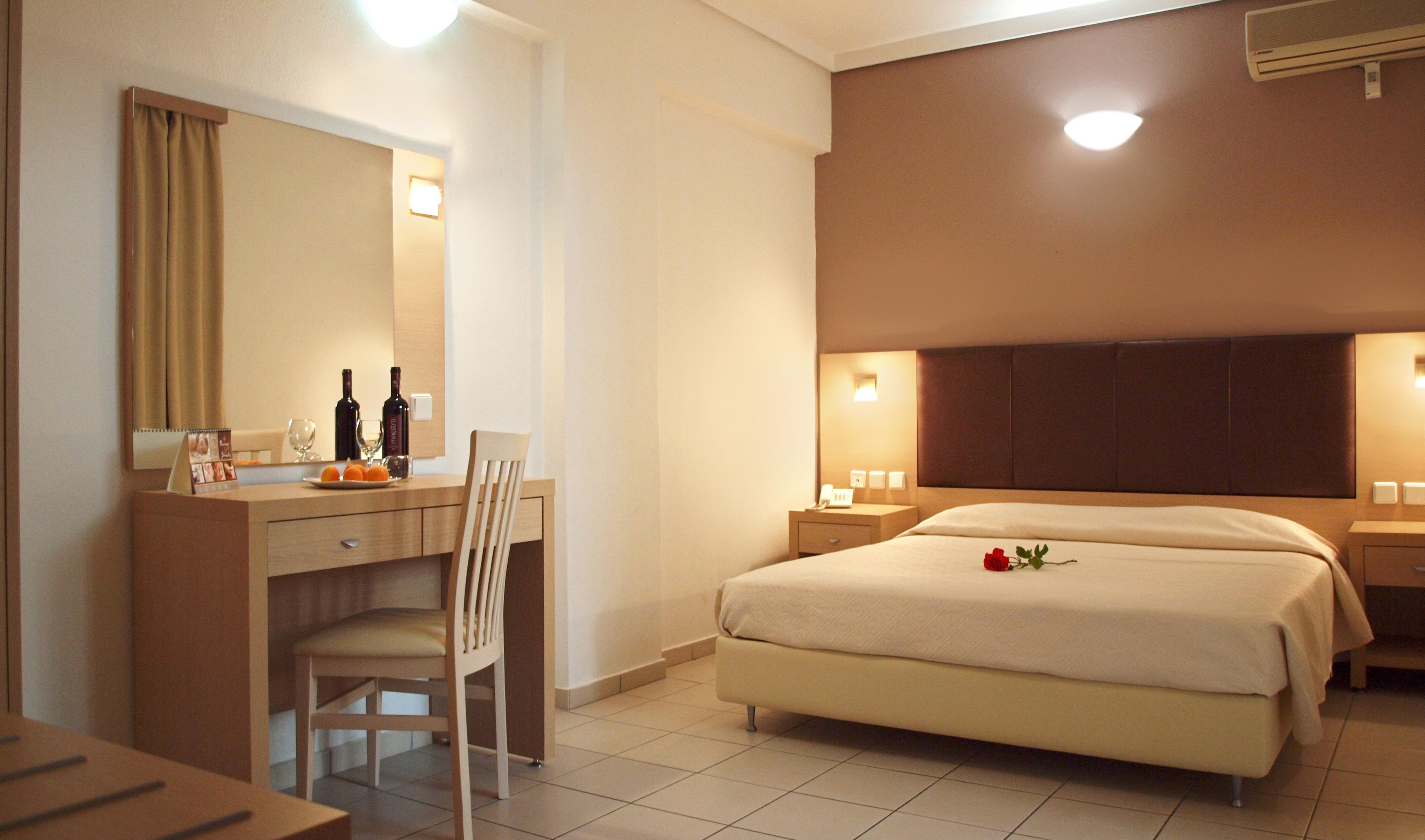 Caravel Hotel Apartments Ixia  Exterior foto