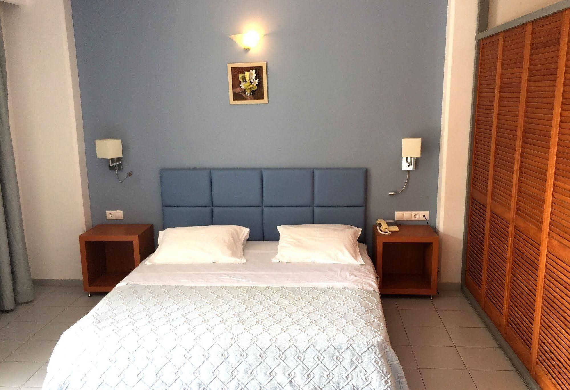 Caravel Hotel Apartments Ixia  Exterior foto